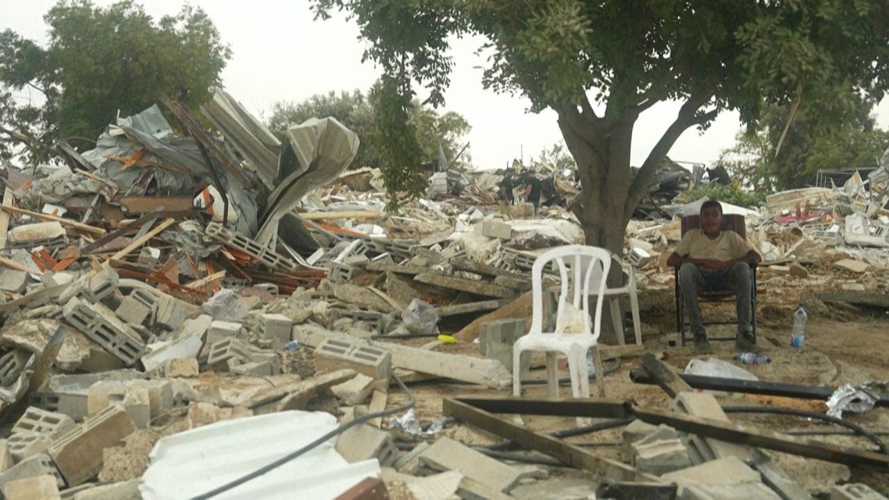 Israel demolitions in Negev displace 400 Palestinians