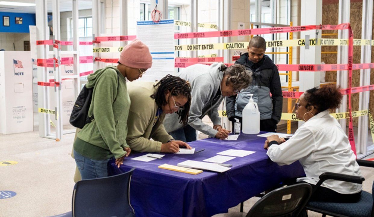 Michigan voters closely divided between Rogers and El-Sayed