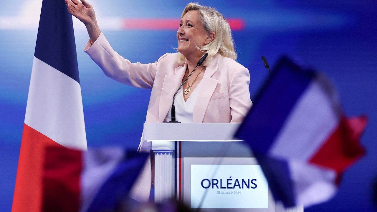 Marine Le Pen launches French presidential campaign