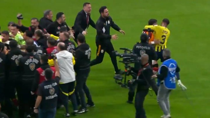 Mass brawl between Galatasaray and Fenerbahce after Istanbul derby