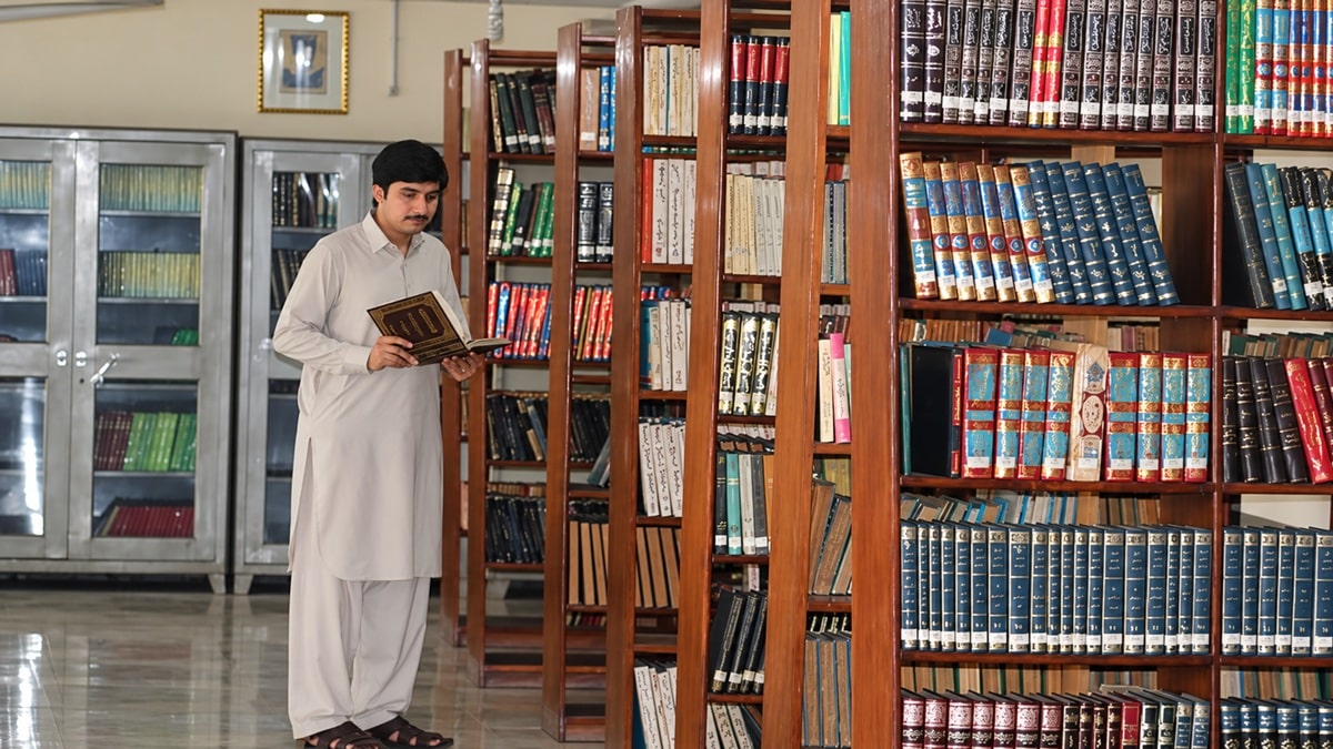 Peshawar Public Library Gets New Opening Hours
