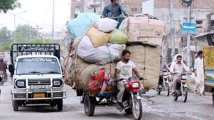 Punjab to Digitally Monitor Movements of Loader Rickshaws