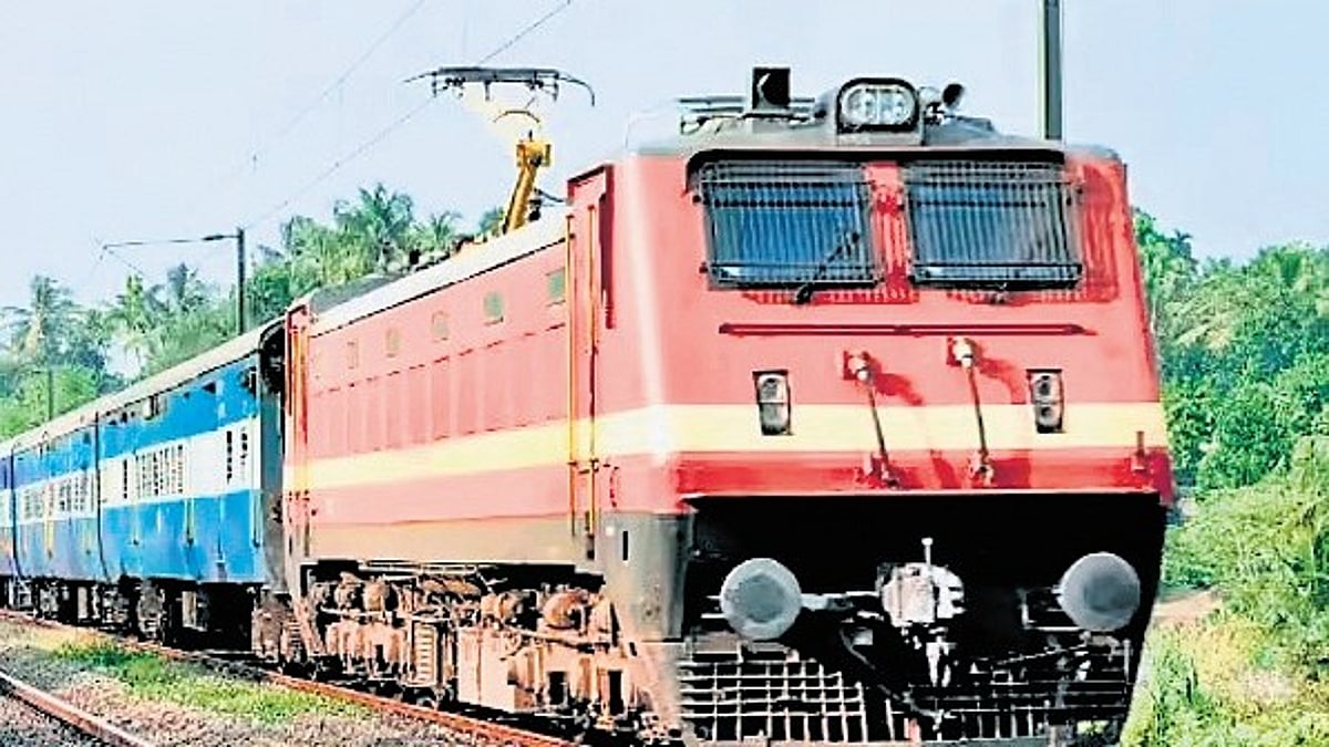 Start work of additional railway lines from Attipattu to Gummudipoondi: Users