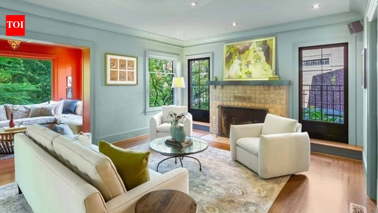 NewsGarth Stein’s restored Seattle ‘forever house’ lists for $2.45 million