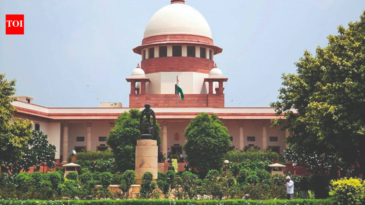 IndiaJournalists' 'harassment': SC seeks senior cop's presence