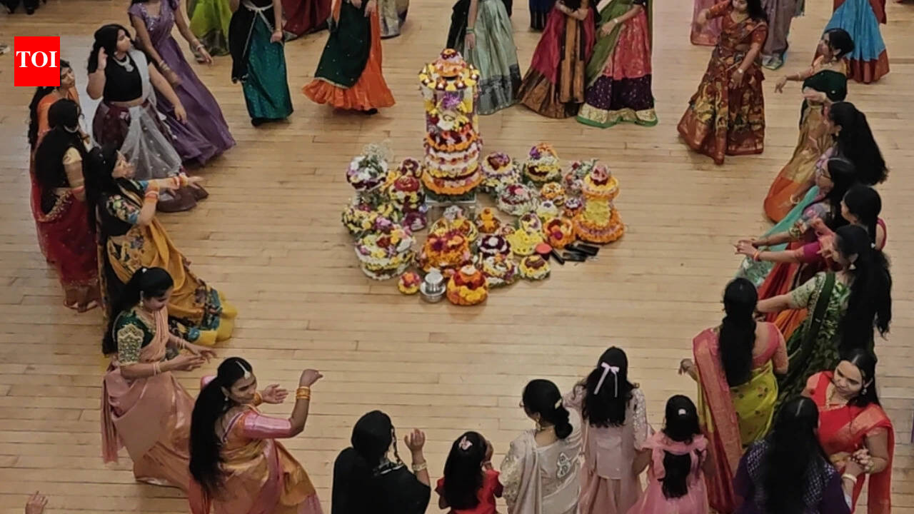 UK2 British Indians assaulted during Dussehra, Bathukamma celebrations