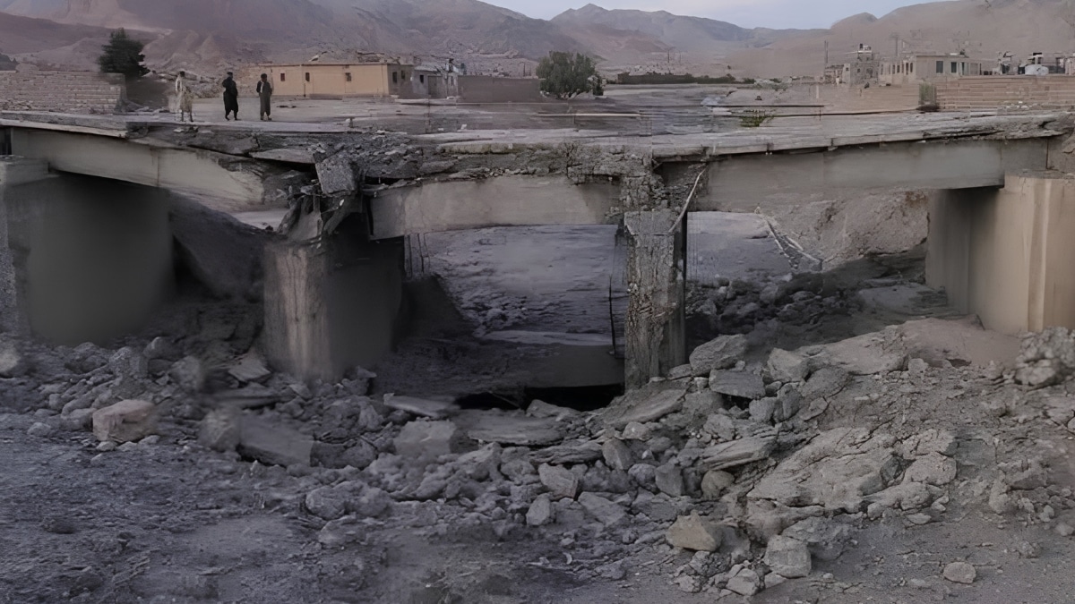 2 Bridges Destroyed on Quetta-Karachi National Highway