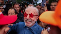 Lula holds off far right with victory in Brazil presidential election