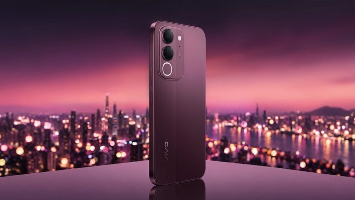 A New Mobile Experience for Busy Days: vivo Y32 Unites Premium Styling with Effortless Longevity